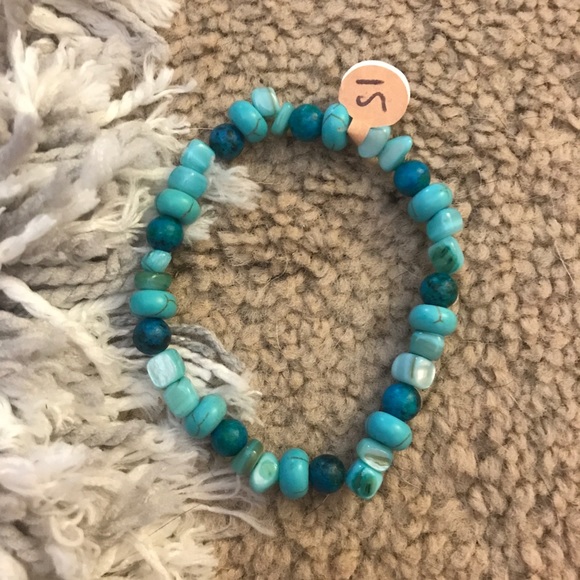 SOLD 😍BUNDLE OF SEVEN BRACELETS - Picture 6 of 8